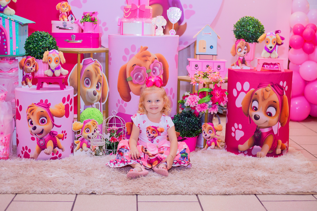 acompanhamento mensal de bebe caxias do sul figurino cenario tematico  personagem foto infantil serra gaucha fotografia familia mundo azul rosa ensaio fotografico crianca newborn baby menino menina smash the cake esmague o bolo banheira urso circo