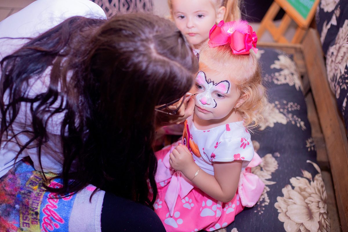 acompanhamento mensal de bebe caxias do sul figurino cenario tematico  personagem foto infantil serra gaucha fotografia familia mundo azul rosa ensaio fotografico crianca newborn baby menino menina smash the cake esmague o bolo banheira urso circo