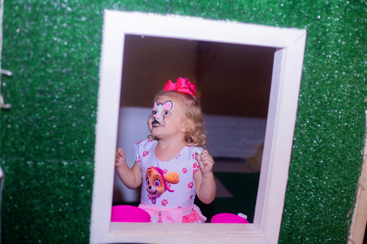 acompanhamento mensal de bebe caxias do sul figurino cenario tematico  personagem foto infantil serra gaucha fotografia familia mundo azul rosa ensaio fotografico crianca newborn baby menino menina smash the cake esmague o bolo banheira urso circo