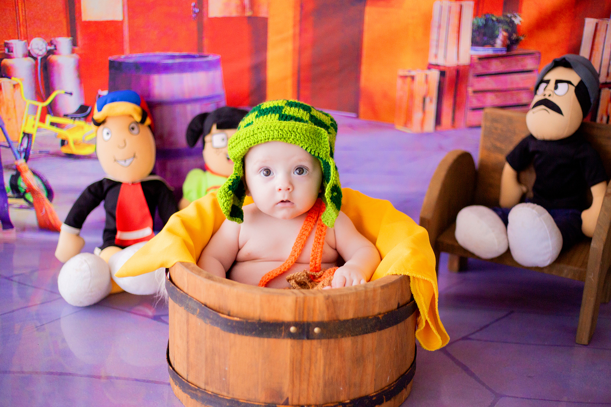 acompanhamento mensal de bebe caxias do sul figurino cenario tematico  personagem foto infantil serra gaucha fotografia familia mundo azul rosa ensaio fotografico crianca newborn baby menino menina smash the cake esmague o bolo banheira urso circo