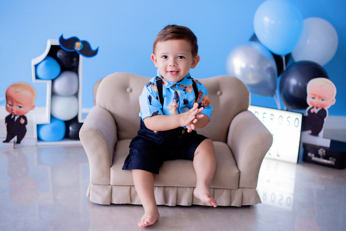 acompanhamento mensal de bebe caxias do sul figurino cenario tematico  personagem foto infantil serra gaucha fotografia familia mundo azul rosa ensaio fotografico crianca newborn baby menino menina smash the cake esmague o bolo banheira urso circo