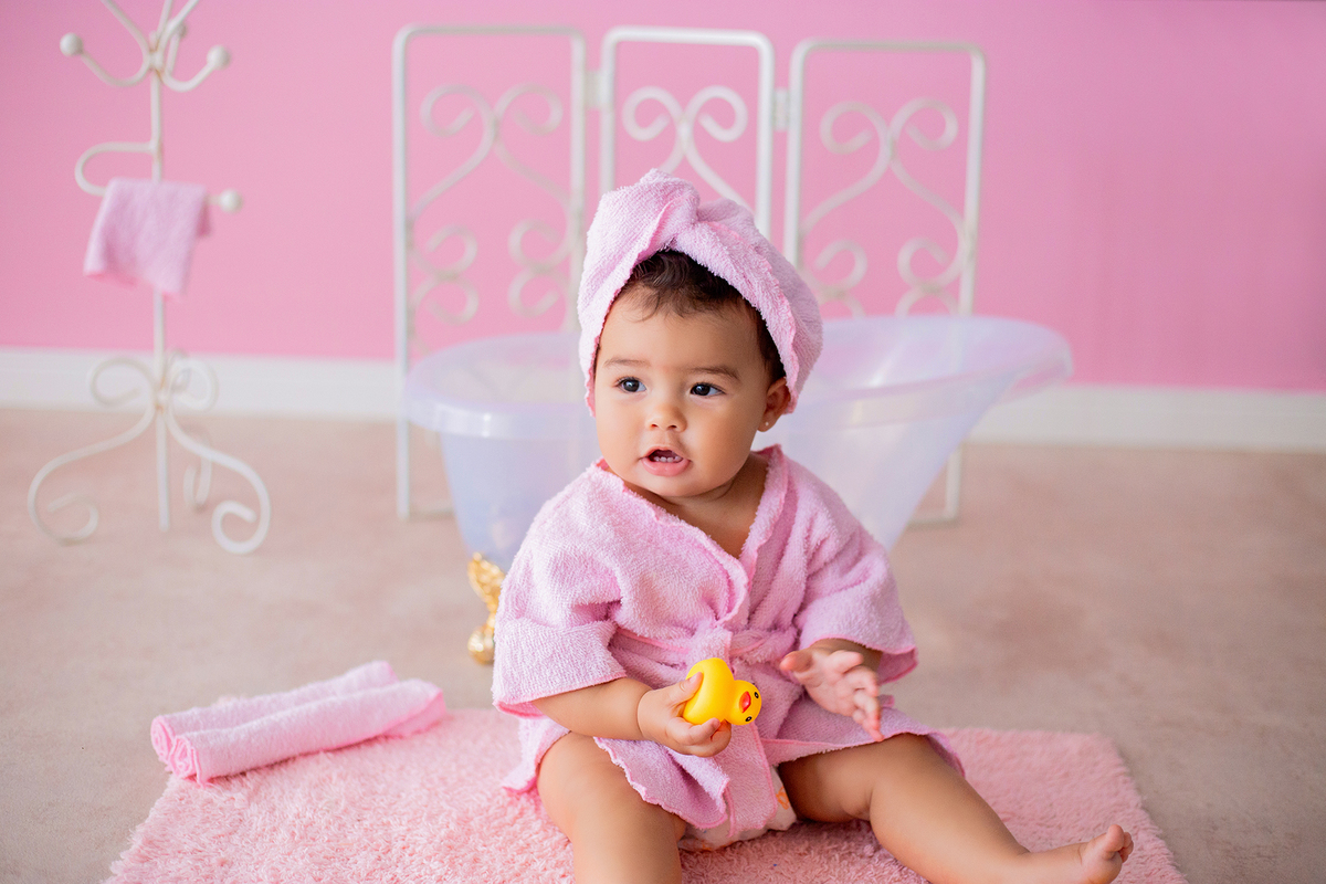 acompanhamento mensal de bebe caxias do sul figurino cenario tematico  personagem foto infantil serra gaucha fotografia familia mundo azul rosa ensaio fotografico crianca newborn baby menino menina smash the cake esmague o bolo banheira urso circo