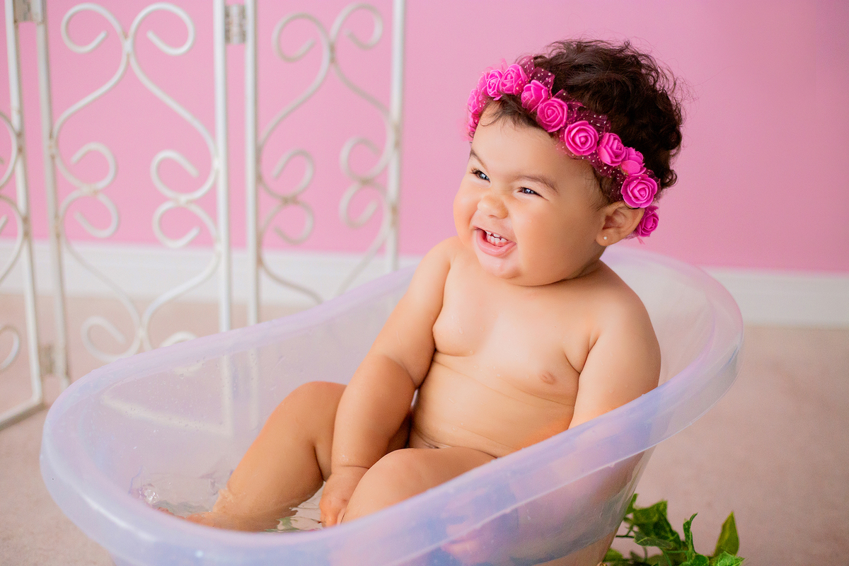 acompanhamento mensal de bebe caxias do sul figurino cenario tematico  personagem foto infantil serra gaucha fotografia familia mundo azul rosa ensaio fotografico crianca newborn baby menino menina smash the cake esmague o bolo banheira urso circo