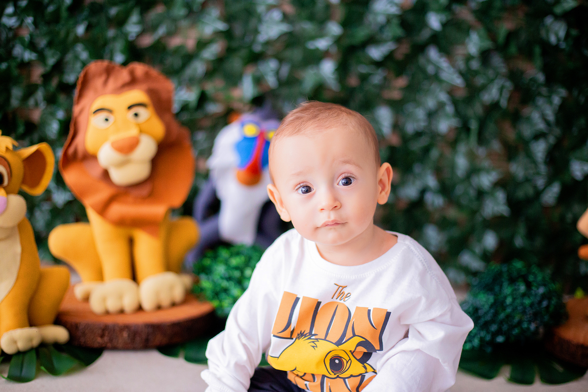 acompanhamento mensal de bebe caxias do sul figurino cenario tematico  personagem foto infantil serra gaucha fotografia familia mundo azul rosa ensaio fotografico crianca newborn baby menino menina smash the cake esmague o bolo banheira urso circo