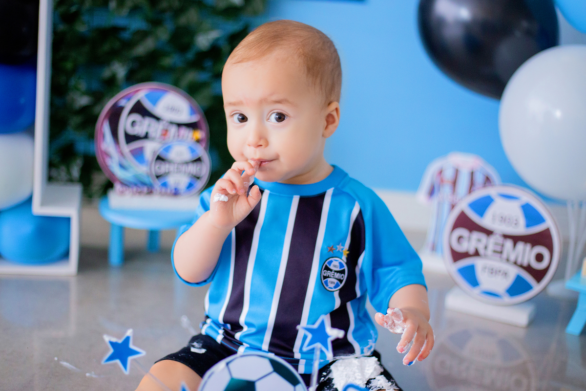 acompanhamento mensal de bebe caxias do sul figurino cenario tematico  personagem foto infantil serra gaucha fotografia familia mundo azul rosa ensaio fotografico crianca newborn baby menino menina smash the cake esmague o bolo banheira urso circo