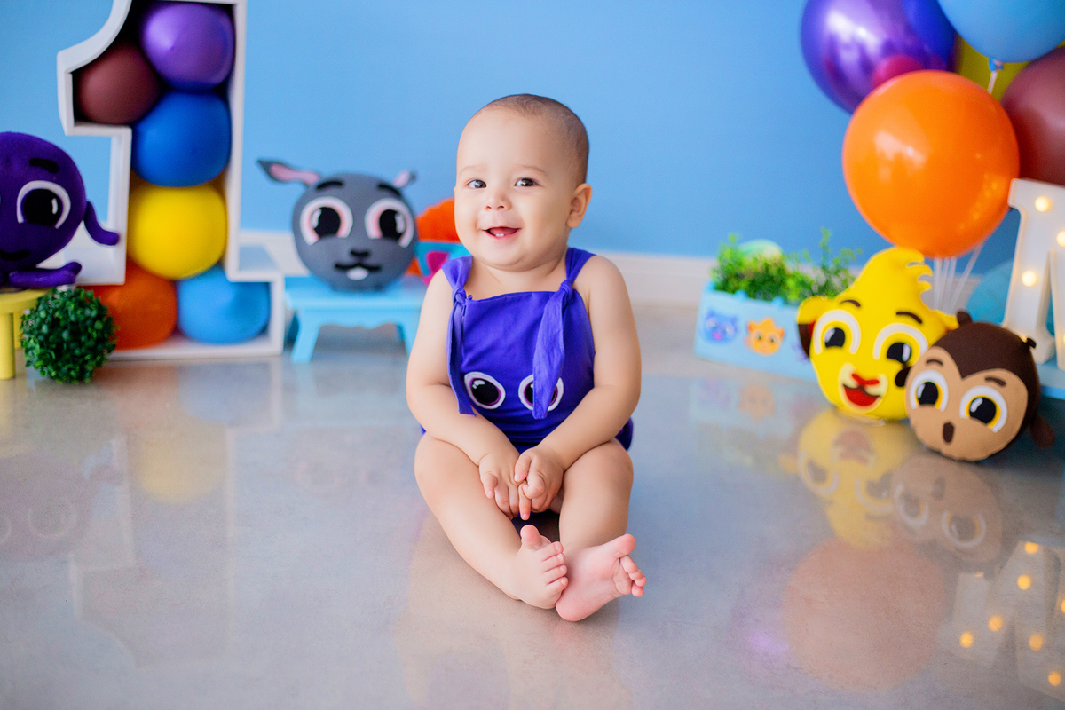 acompanhamento mensal de bebe caxias do sul figurino cenario tematico  personagem foto infantil serra gaucha fotografia familia mundo azul rosa ensaio fotografico crianca newborn baby menino menina smash the cake esmague o bolo banheira urso circo