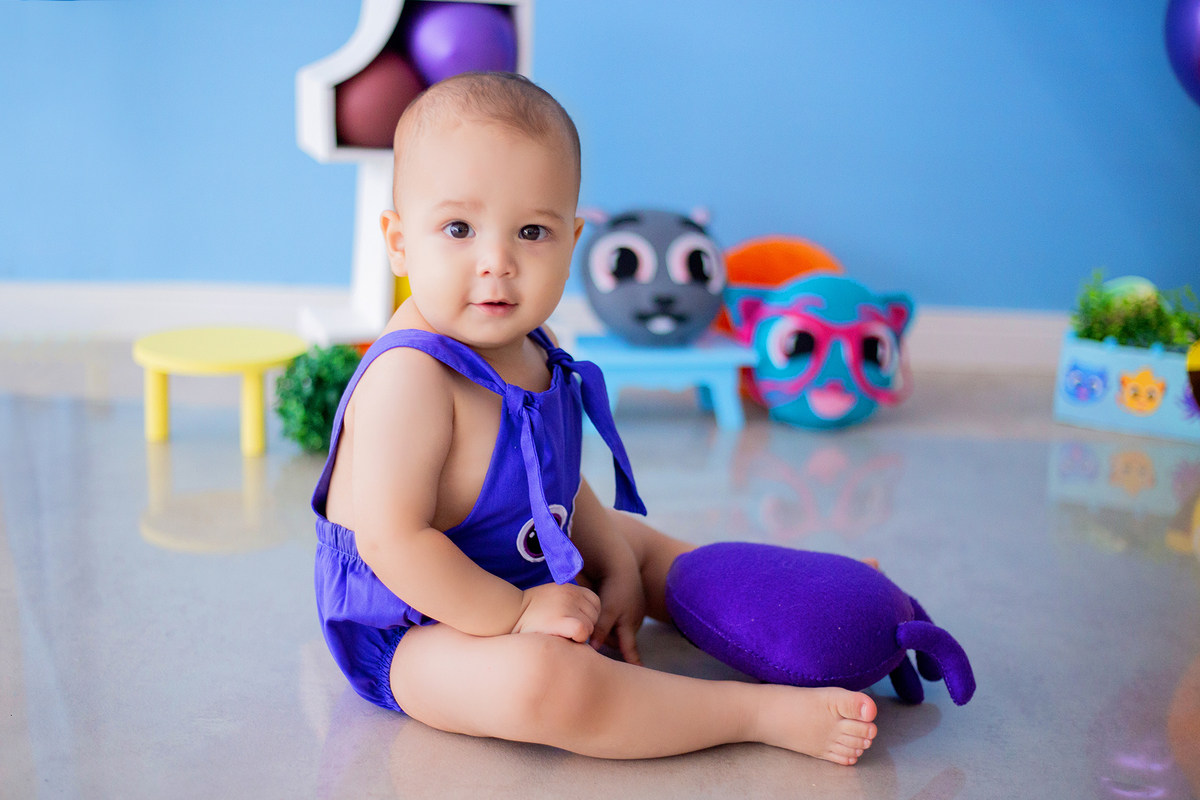 acompanhamento mensal de bebe caxias do sul figurino cenario tematico  personagem foto infantil serra gaucha fotografia familia mundo azul rosa ensaio fotografico crianca newborn baby menino menina smash the cake esmague o bolo banheira urso circo