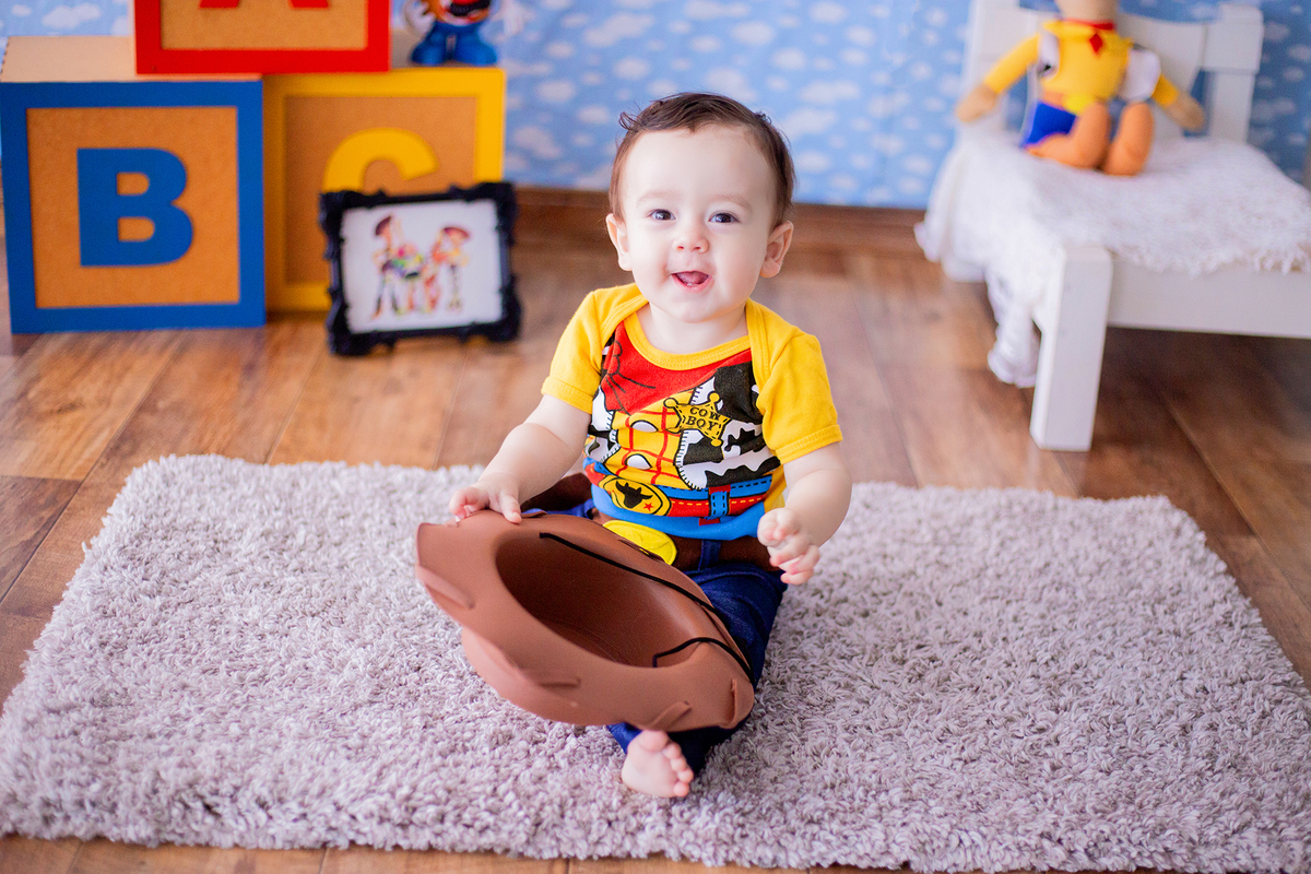 acompanhamento mensal de bebe caxias do sul figurino cenario tematico  personagem foto infantil serra gaucha fotografia familia mundo azul rosa ensaio fotografico crianca newborn baby menino menina smash the cake esmague o bolo banheira urso circo