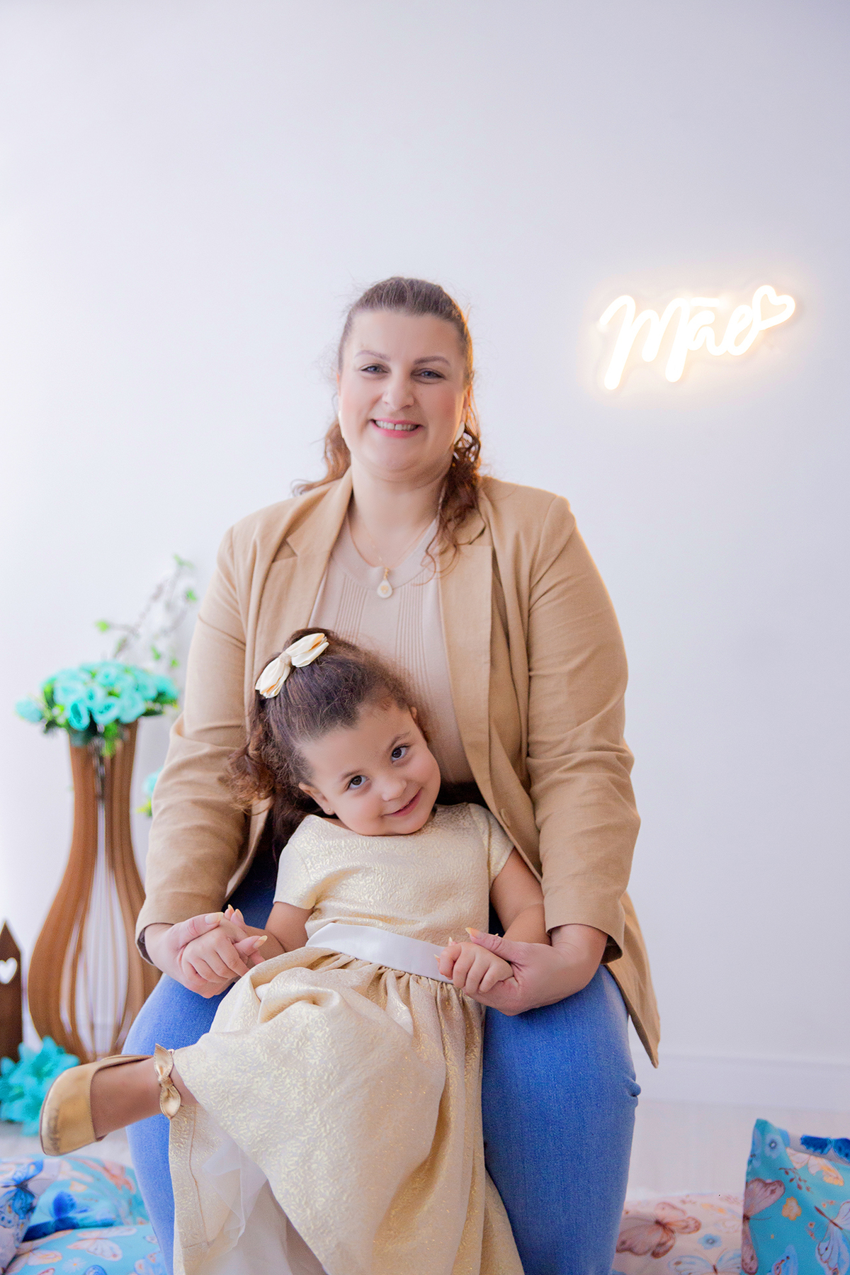 acompanhamento mensal de bebe caxias do sul figurino cenario tematico  personagem foto infantil serra gaucha fotografia familia mundo azul rosa ensaio fotografico crianca newborn baby menino menina smash the cake esmague o bolo banheira urso circo