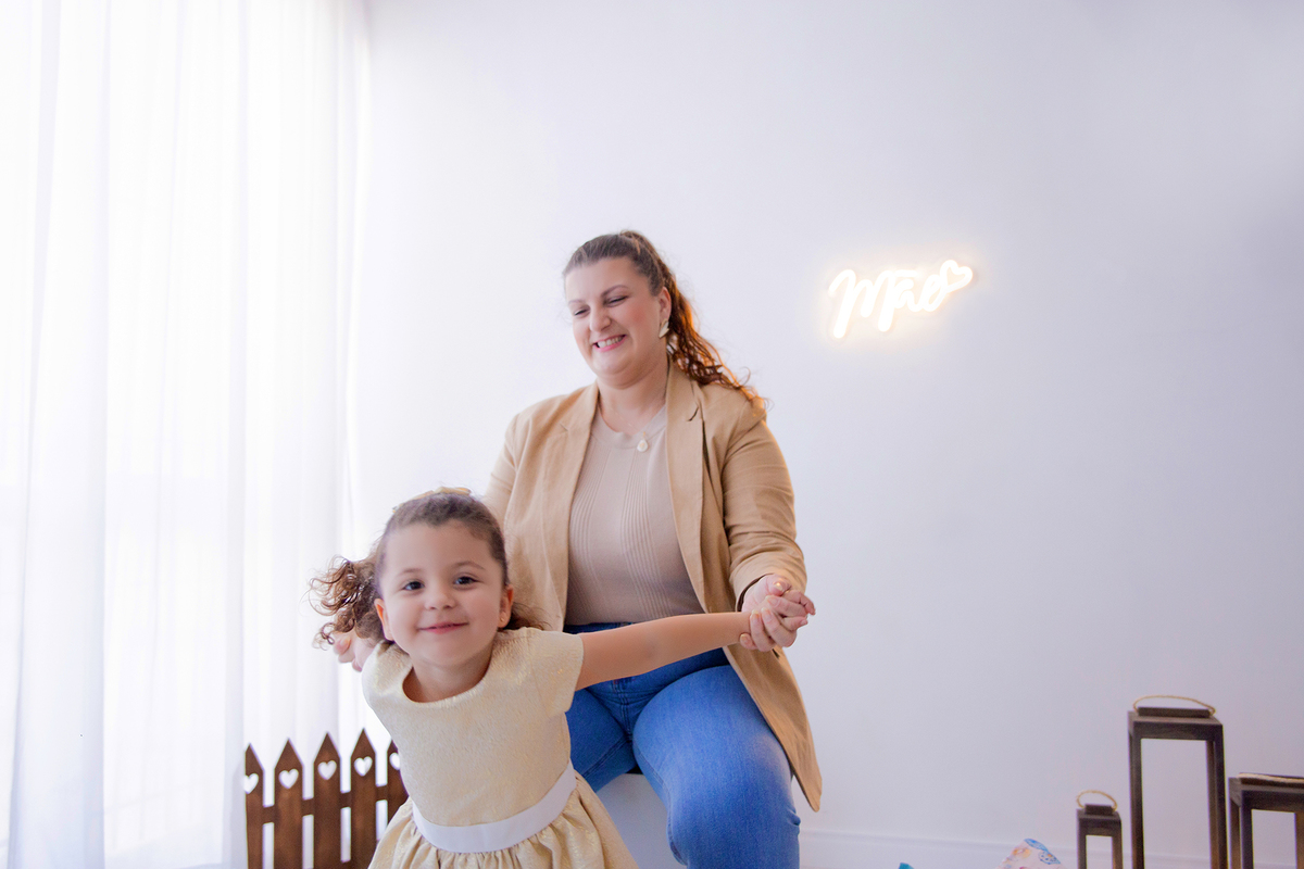 acompanhamento mensal de bebe caxias do sul figurino cenario tematico  personagem foto infantil serra gaucha fotografia familia mundo azul rosa ensaio fotografico crianca newborn baby menino menina smash the cake esmague o bolo banheira urso circo
