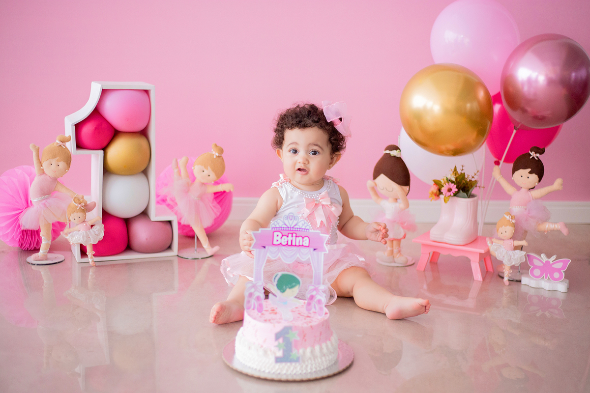 acompanhamento mensal de bebe caxias do sul figurino cenario tematico  personagem foto infantil serra gaucha fotografia familia mundo azul rosa ensaio fotografico crianca newborn baby menino menina smash the cake esmague o bolo banheira urso circo