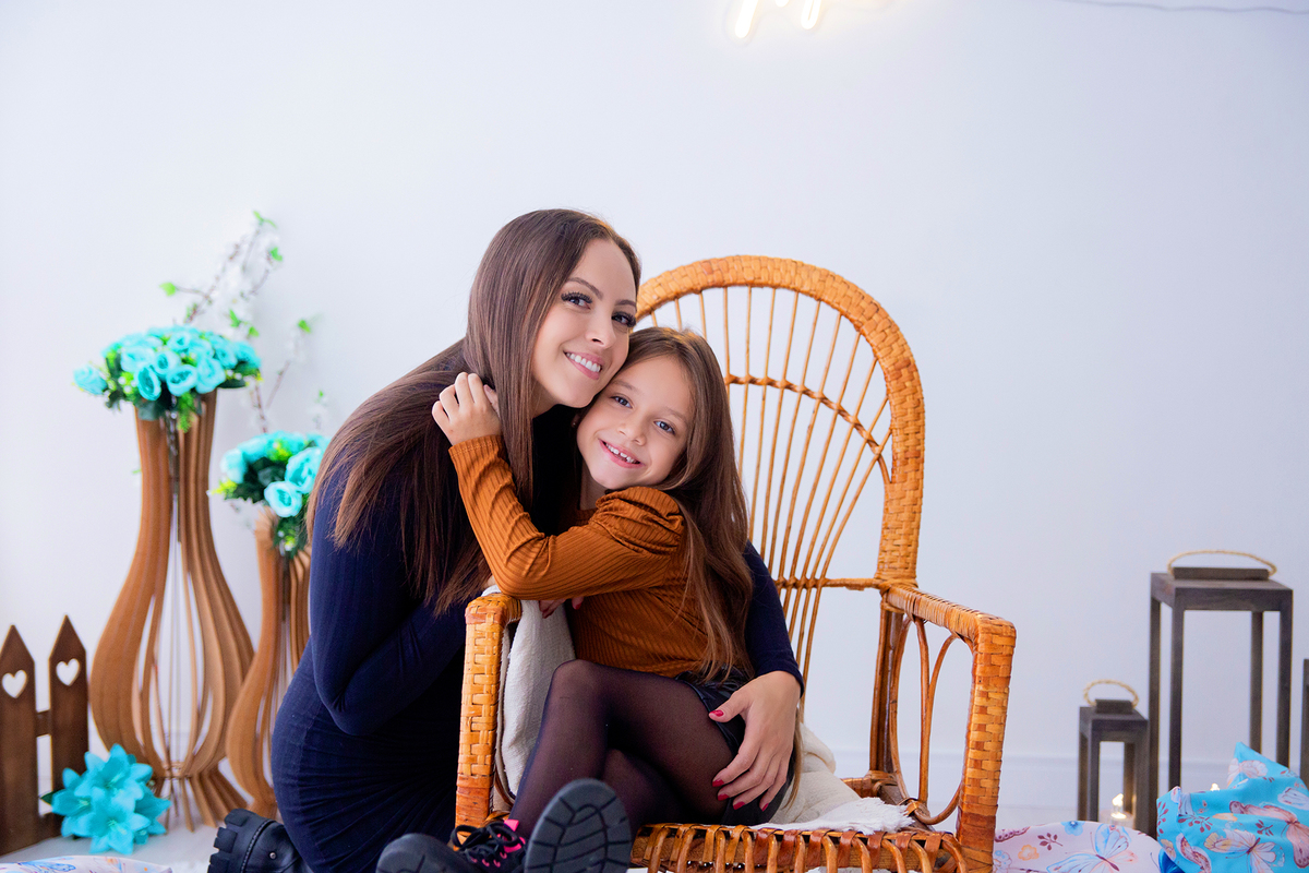 acompanhamento mensal de bebe caxias do sul figurino cenario tematico  personagem foto infantil serra gaucha fotografia familia mundo azul rosa ensaio fotografico crianca newborn baby menino menina smash the cake esmague o bolo banheira urso circo