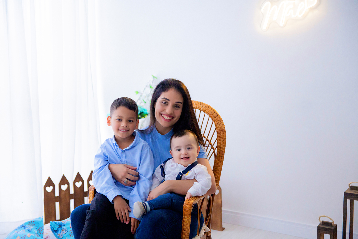 acompanhamento mensal de bebe caxias do sul figurino cenario tematico  personagem foto infantil serra gaucha fotografia familia mundo azul rosa ensaio fotografico crianca newborn baby menino menina smash the cake esmague o bolo banheira urso circo