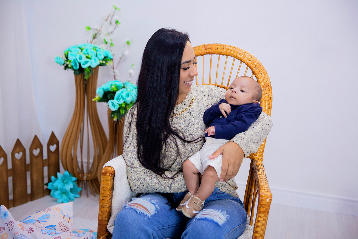 acompanhamento mensal de bebe caxias do sul figurino cenario tematico  personagem foto infantil serra gaucha fotografia familia mundo azul rosa ensaio fotografico crianca newborn baby menino menina smash the cake esmague o bolo banheira urso circo