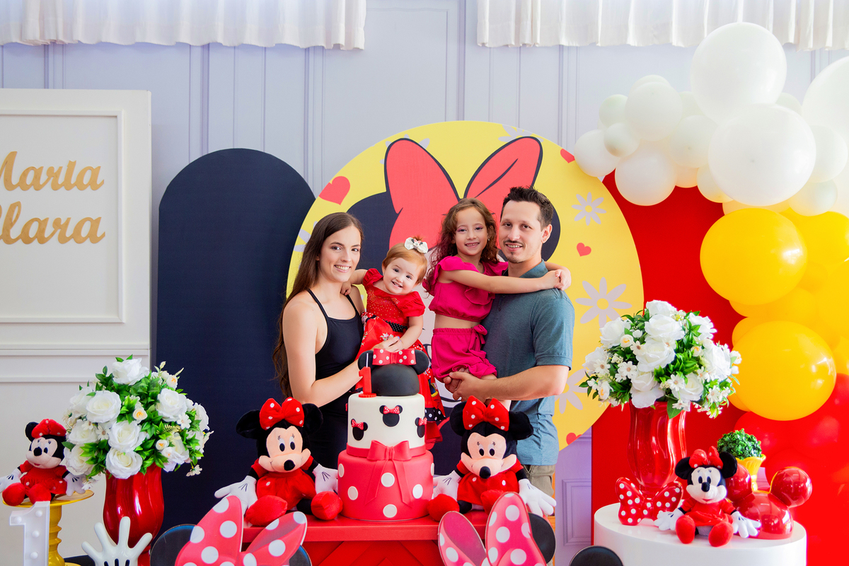 acompanhamento mensal de bebe caxias do sul figurino cenario tematico  personagem foto infantil serra gaucha fotografia familia mundo azul rosa ensaio fotografico crianca newborn baby menino menina smash the cake esmague o bolo banheira urso circo