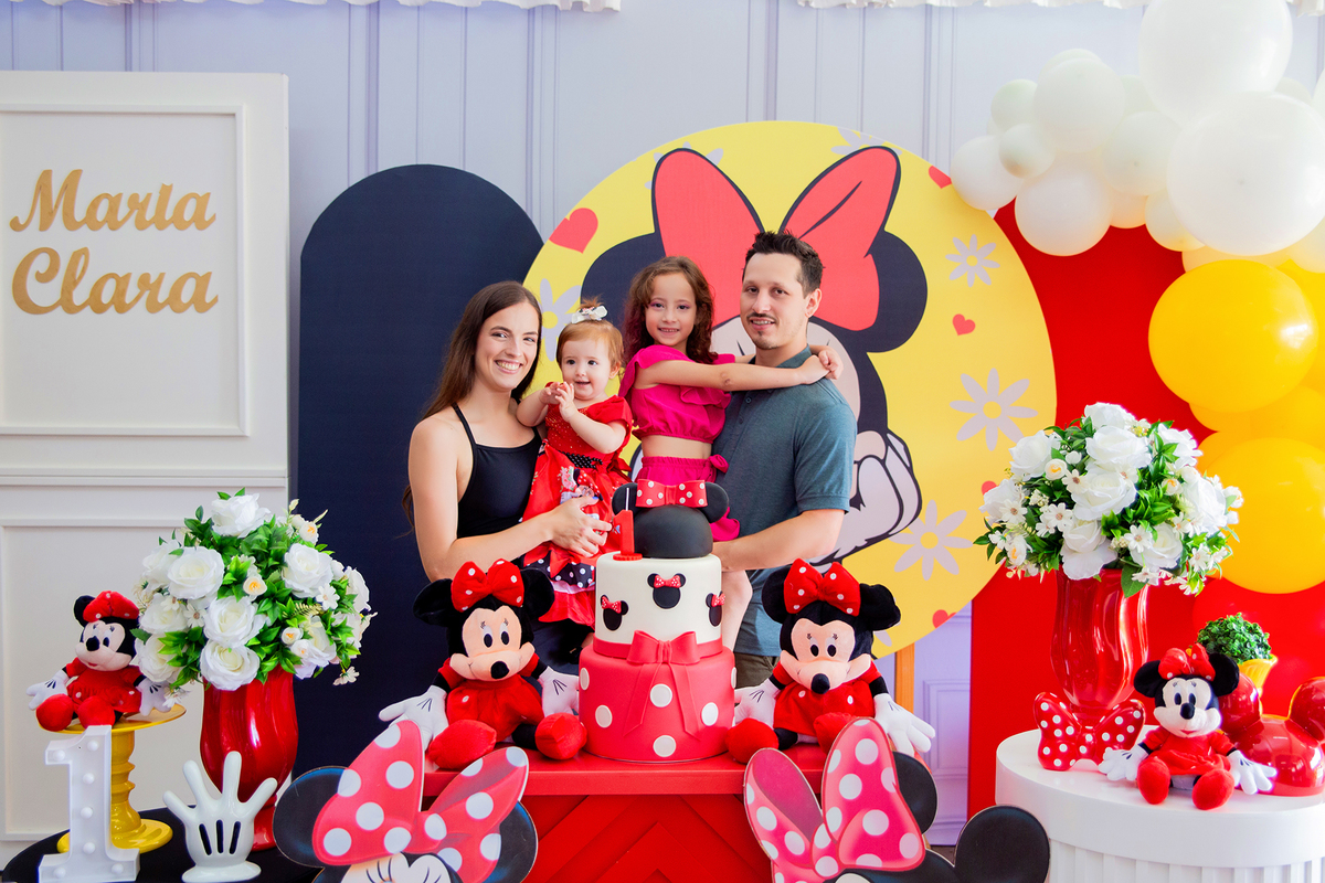 acompanhamento mensal de bebe caxias do sul figurino cenario tematico  personagem foto infantil serra gaucha fotografia familia mundo azul rosa ensaio fotografico crianca newborn baby menino menina smash the cake esmague o bolo banheira urso circo