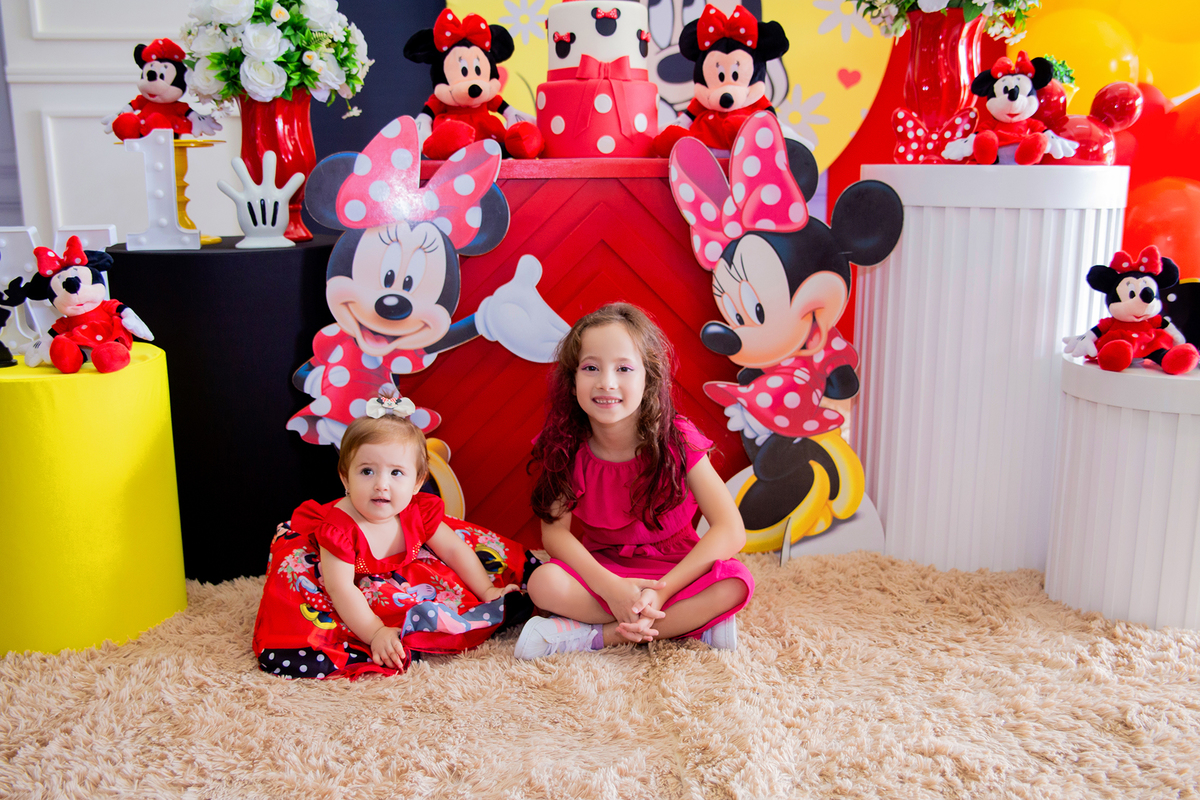 acompanhamento mensal de bebe caxias do sul figurino cenario tematico  personagem foto infantil serra gaucha fotografia familia mundo azul rosa ensaio fotografico crianca newborn baby menino menina smash the cake esmague o bolo banheira urso circo