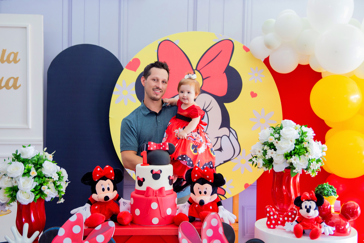 acompanhamento mensal de bebe caxias do sul figurino cenario tematico  personagem foto infantil serra gaucha fotografia familia mundo azul rosa ensaio fotografico crianca newborn baby menino menina smash the cake esmague o bolo banheira urso circo