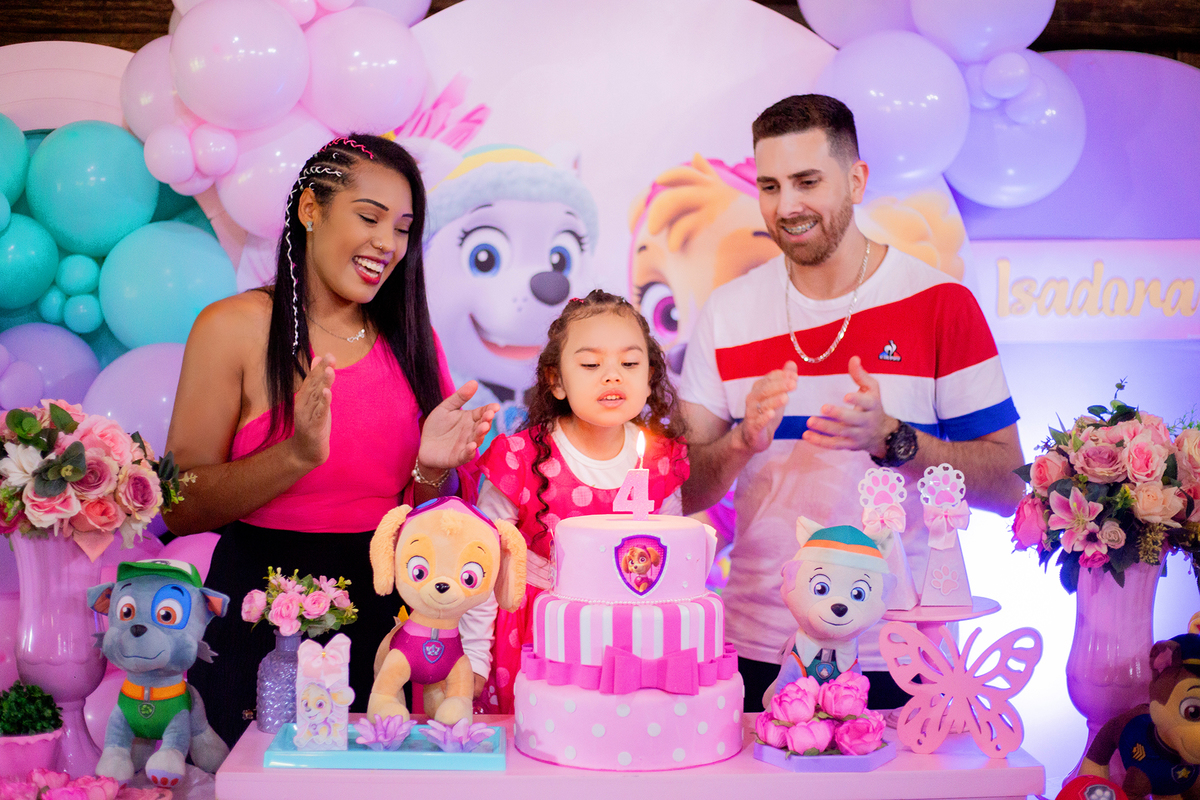 acompanhamento mensal de bebe caxias do sul figurino cenario tematico  personagem foto infantil serra gaucha fotografia familia mundo azul rosa ensaio fotografico crianca newborn baby menino menina smash the cake esmague o bolo banheira urso circo
