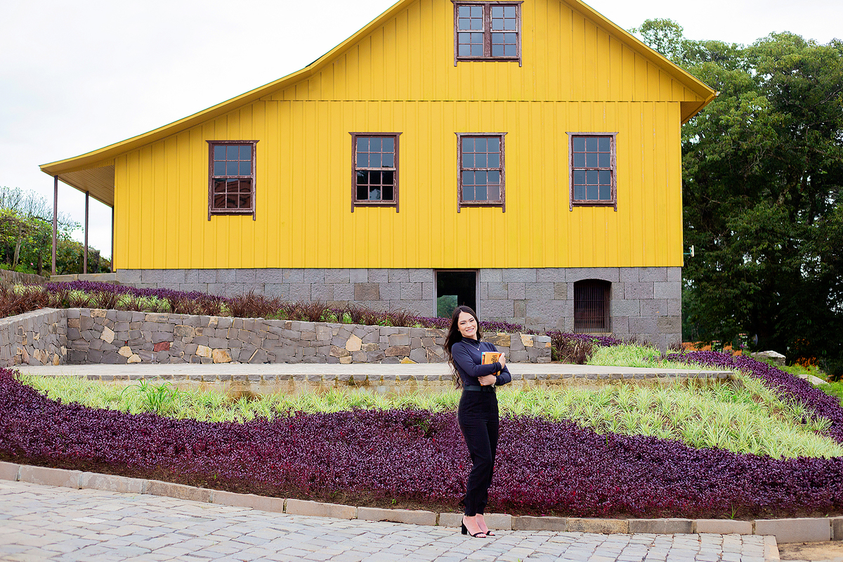 acompanhamento mensal de bebe caxias do sul figurino cenario tematico  personagem foto infantil serra gaucha fotografia familia mundo azul rosa ensaio fotografico crianca newborn baby menino menina smash the cake esmague o bolo banheira urso circo