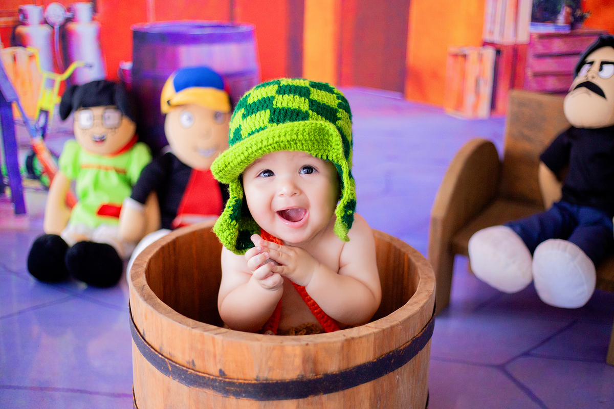 acompanhamento mensal de bebe caxias do sul figurino cenario tematico  personagem foto infantil serra gaucha fotografia familia mundo azul rosa ensaio fotografico crianca newborn baby menino menina smash the cake esmague o bolo banheira urso circo