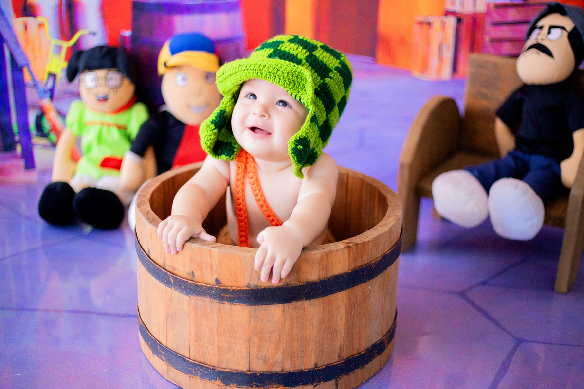 acompanhamento mensal de bebe caxias do sul figurino cenario tematico  personagem foto infantil serra gaucha fotografia familia mundo azul rosa ensaio fotografico crianca newborn baby menino menina smash the cake esmague o bolo banheira urso circo