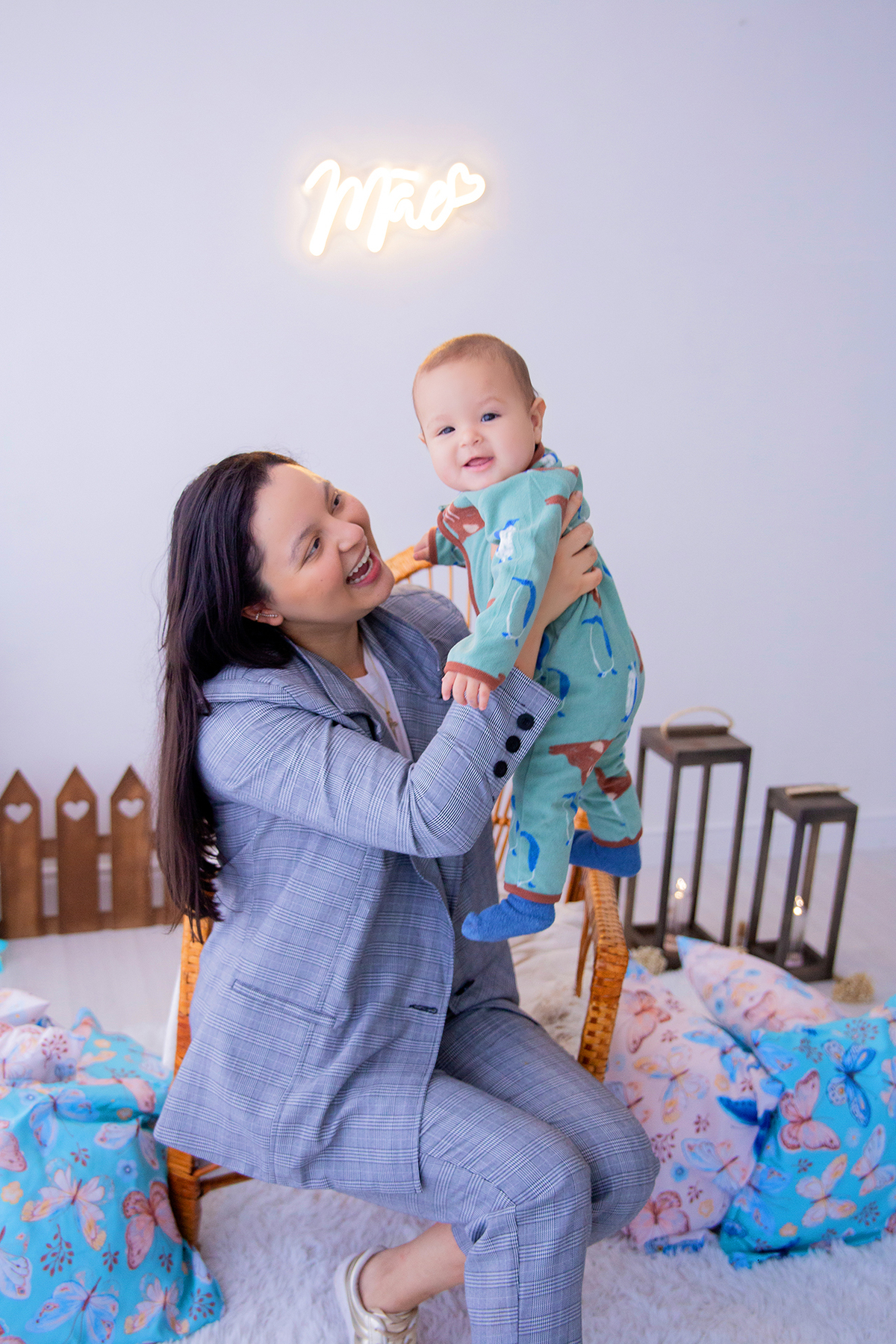 acompanhamento mensal de bebe caxias do sul figurino cenario tematico  personagem foto infantil serra gaucha fotografia familia mundo azul rosa ensaio fotografico crianca newborn baby menino menina smash the cake esmague o bolo banheira urso circo