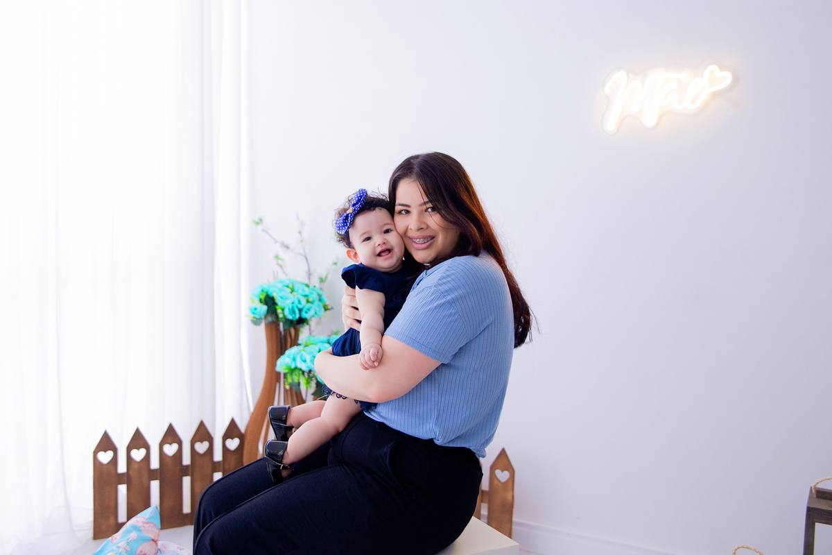 acompanhamento mensal de bebe caxias do sul figurino cenario tematico  personagem foto infantil serra gaucha fotografia familia mundo azul rosa ensaio fotografico crianca newborn baby menino menina smash the cake esmague o bolo banheira urso circo