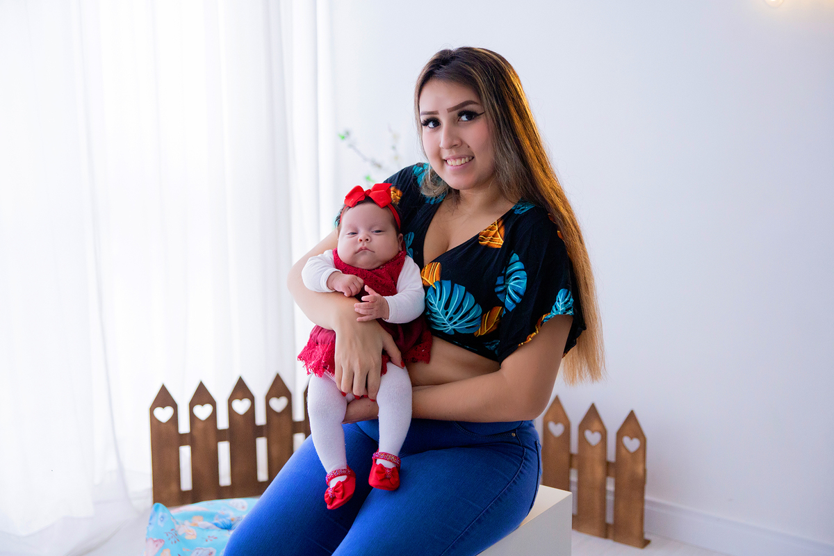 acompanhamento mensal de bebe caxias do sul figurino cenario tematico  personagem foto infantil serra gaucha fotografia familia mundo azul rosa ensaio fotografico crianca newborn baby menino menina smash the cake esmague o bolo banheira urso circo