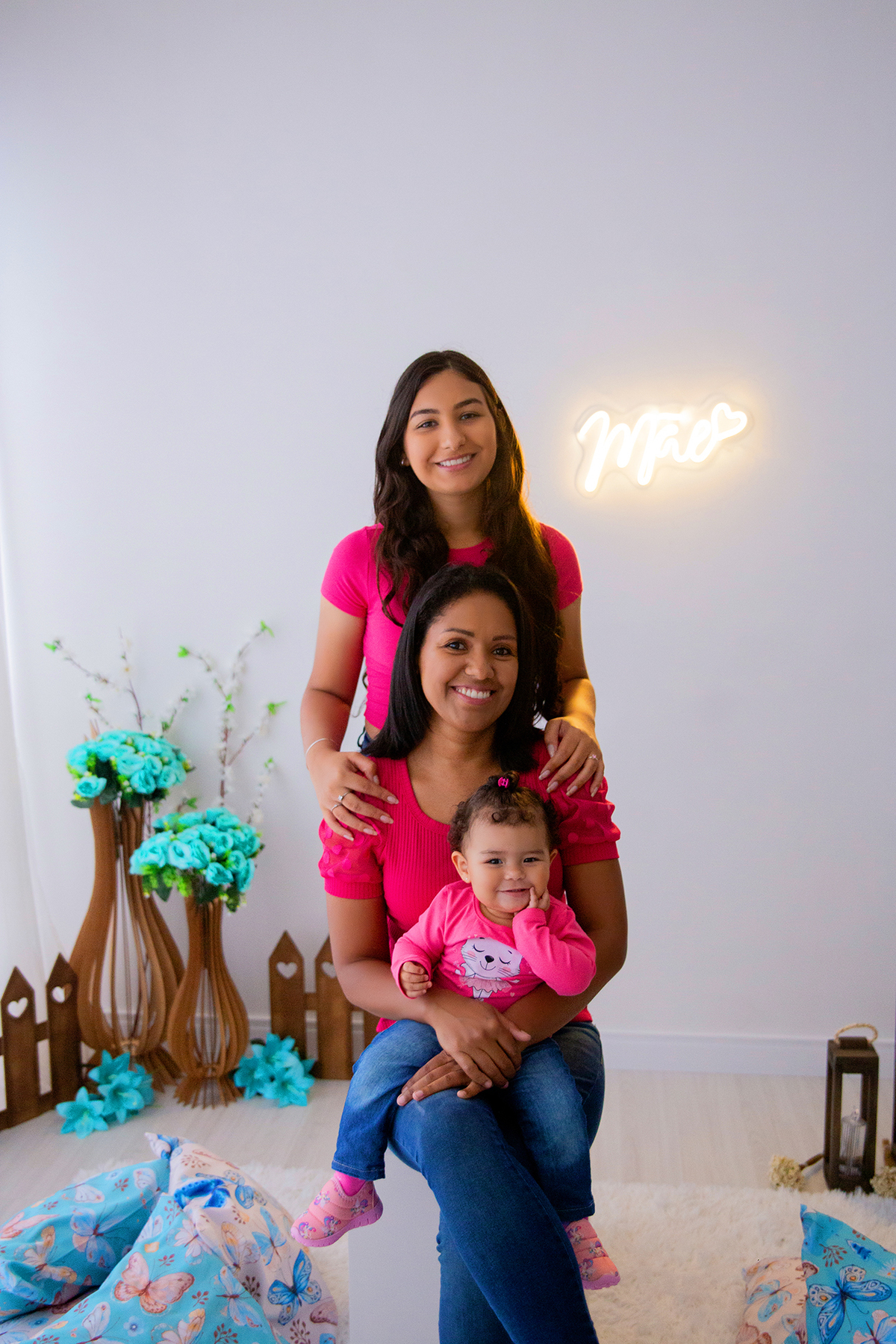 acompanhamento mensal de bebe caxias do sul figurino cenario tematico  personagem foto infantil serra gaucha fotografia familia mundo azul rosa ensaio fotografico crianca newborn baby menino menina smash the cake esmague o bolo banheira urso circo