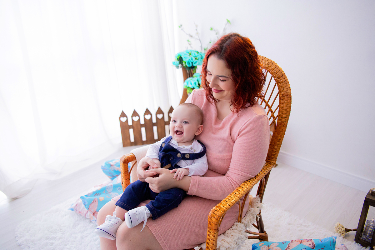 acompanhamento mensal de bebe caxias do sul figurino cenario tematico  personagem foto infantil serra gaucha fotografia familia mundo azul rosa ensaio fotografico crianca newborn baby menino menina smash the cake esmague o bolo banheira urso circo