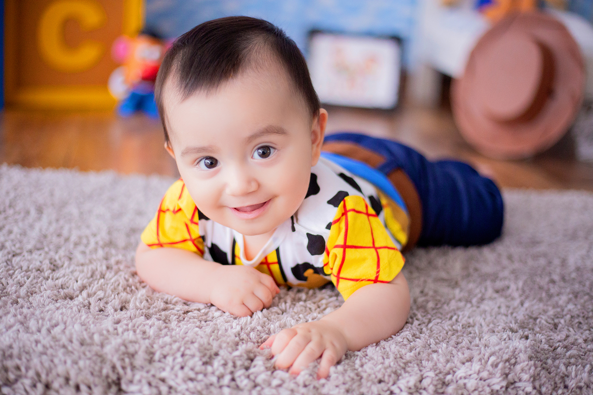 acompanhamento mensal de bebe caxias do sul figurino cenario tematico  personagem foto infantil serra gaucha fotografia familia mundo azul rosa ensaio fotografico crianca newborn baby menino menina smash the cake esmague o bolo banheira urso circo