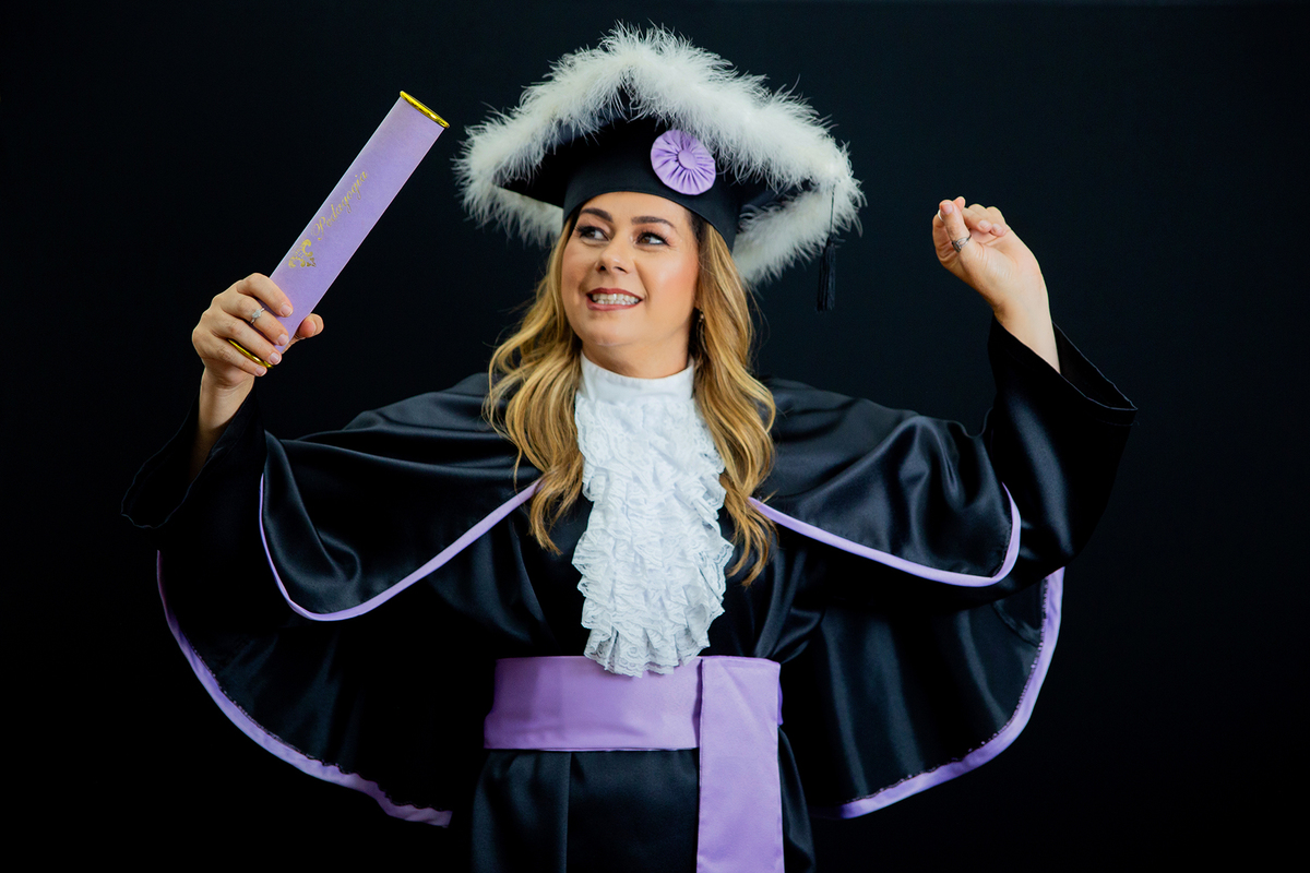acompanhamento mensal de bebe caxias do sul figurino cenario tematico  personagem foto infantil serra gaucha fotografia familia mundo azul rosa ensaio fotografico crianca newborn baby menino menina smash the cake esmague o bolo banheira urso circo