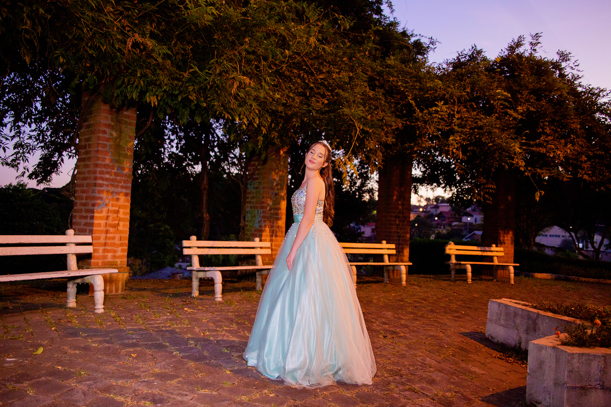 acompanhamento mensal de bebe caxias do sul figurino cenario tematico  personagem foto infantil serra gaucha fotografia familia mundo azul rosa ensaio fotografico crianca newborn baby menino menina smash the cake esmague o bolo banheira urso circo