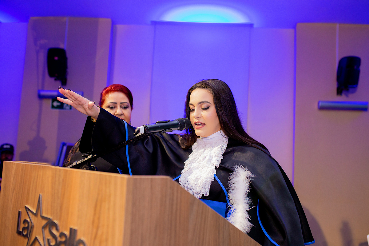 acompanhamento mensal de bebe caxias do sul figurino cenario tematico  personagem foto infantil serra gaucha fotografia familia mundo azul rosa ensaio fotografico crianca newborn baby menino menina smash the cake esmague o bolo banheira urso circo