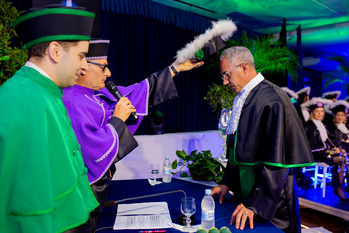 acompanhamento mensal de bebe caxias do sul figurino cenario tematico  personagem foto infantil serra gaucha fotografia familia mundo azul rosa ensaio fotografico crianca newborn baby menino menina smash the cake esmague o bolo banheira urso circo