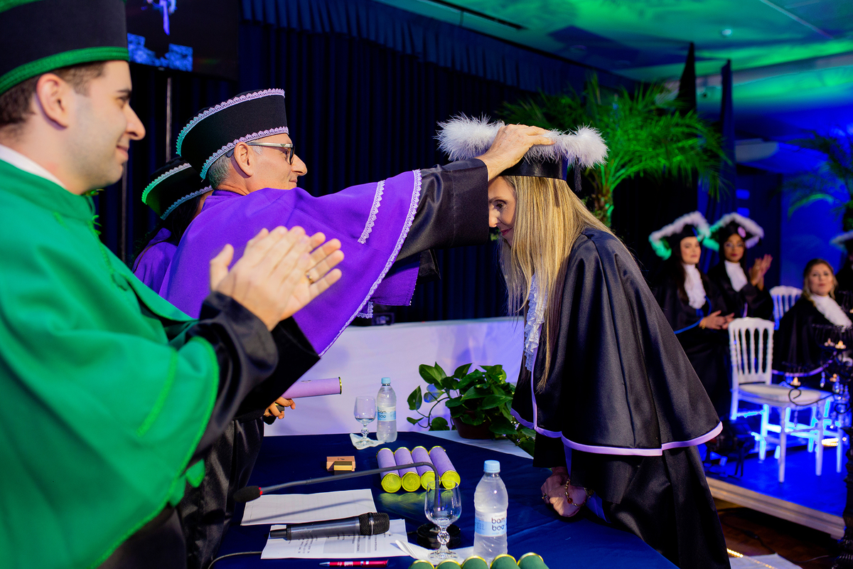 acompanhamento mensal de bebe caxias do sul figurino cenario tematico  personagem foto infantil serra gaucha fotografia familia mundo azul rosa ensaio fotografico crianca newborn baby menino menina smash the cake esmague o bolo banheira urso circo