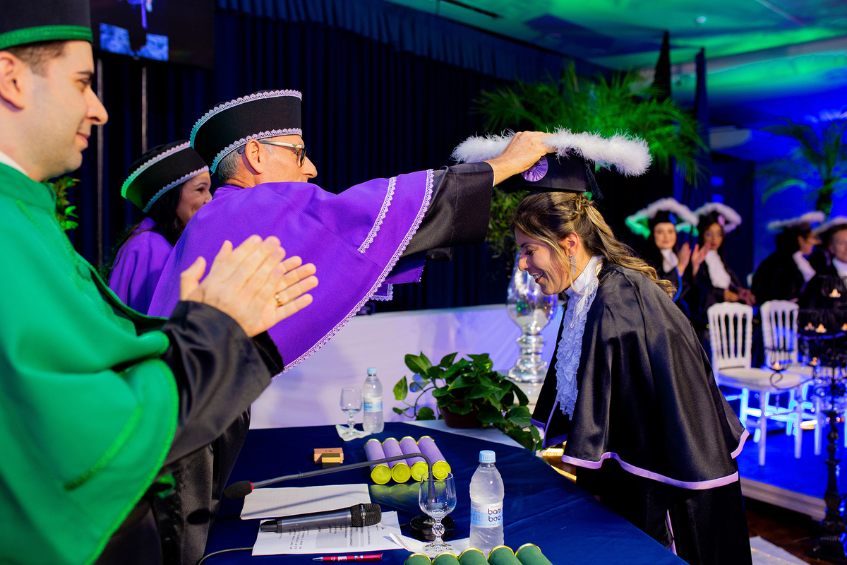 acompanhamento mensal de bebe caxias do sul figurino cenario tematico  personagem foto infantil serra gaucha fotografia familia mundo azul rosa ensaio fotografico crianca newborn baby menino menina smash the cake esmague o bolo banheira urso circo