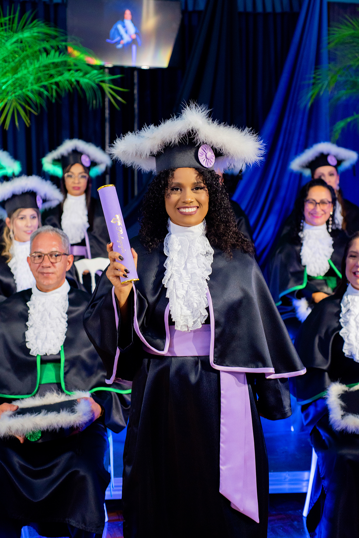 acompanhamento mensal de bebe caxias do sul figurino cenario tematico  personagem foto infantil serra gaucha fotografia familia mundo azul rosa ensaio fotografico crianca newborn baby menino menina smash the cake esmague o bolo banheira urso circo