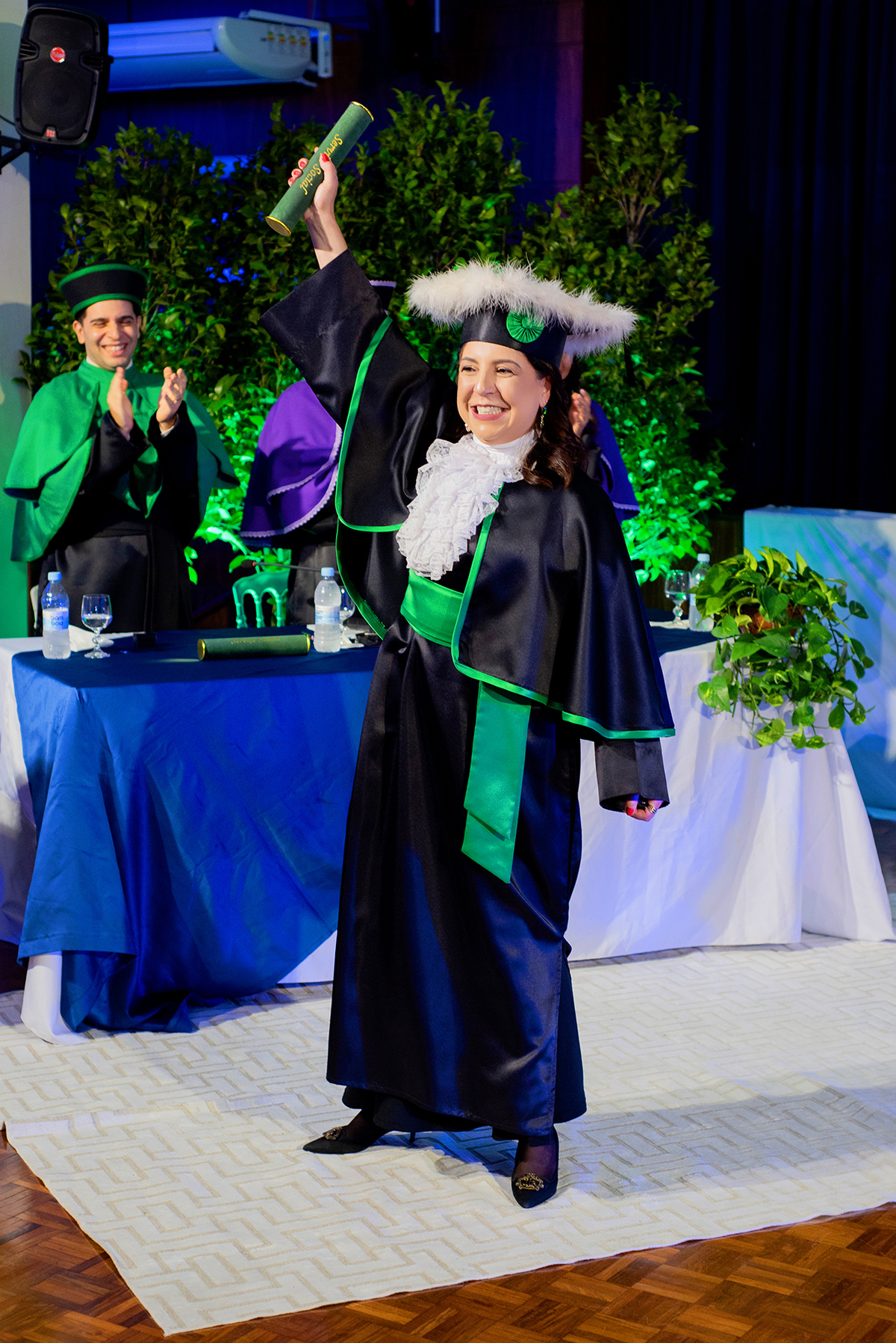 acompanhamento mensal de bebe caxias do sul figurino cenario tematico  personagem foto infantil serra gaucha fotografia familia mundo azul rosa ensaio fotografico crianca newborn baby menino menina smash the cake esmague o bolo banheira urso circo