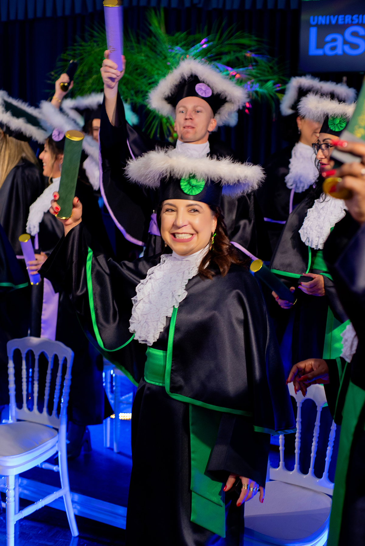 acompanhamento mensal de bebe caxias do sul figurino cenario tematico  personagem foto infantil serra gaucha fotografia familia mundo azul rosa ensaio fotografico crianca newborn baby menino menina smash the cake esmague o bolo banheira urso circo