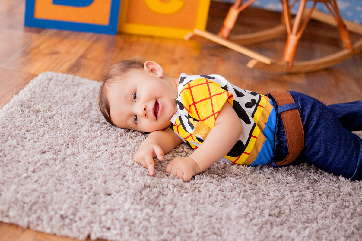 acompanhamento mensal de bebe caxias do sul figurino cenario tematico  personagem foto infantil serra gaucha fotografia familia mundo azul rosa ensaio fotografico crianca newborn baby menino menina smash the cake esmague o bolo banheira urso circo