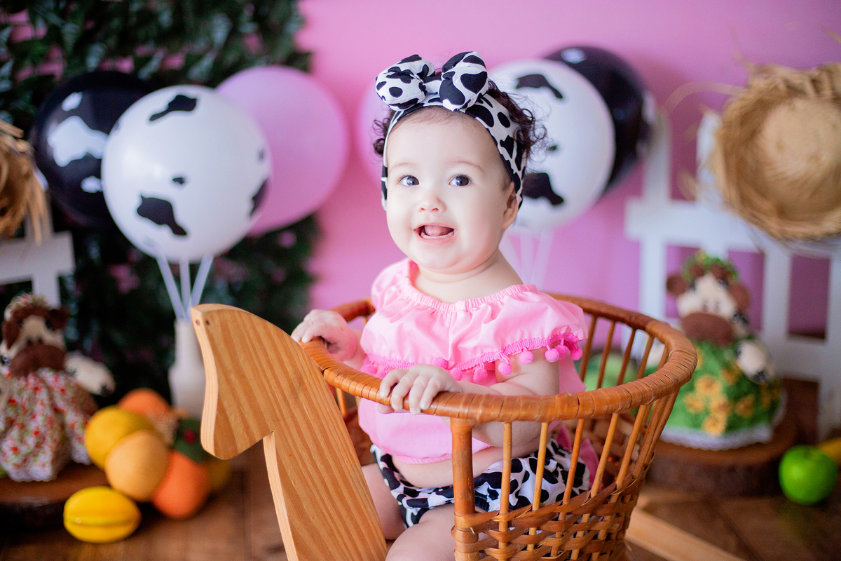 acompanhamento mensal de bebe caxias do sul figurino cenario tematico  personagem foto infantil serra gaucha fotografia familia mundo azul rosa ensaio fotografico crianca newborn baby menino menina smash the cake esmague o bolo banheira urso circo