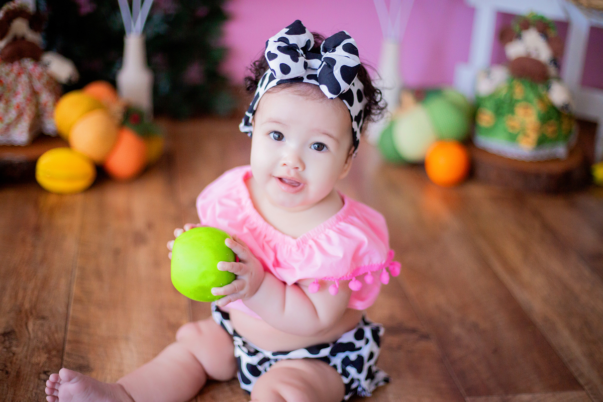 acompanhamento mensal de bebe caxias do sul figurino cenario tematico  personagem foto infantil serra gaucha fotografia familia mundo azul rosa ensaio fotografico crianca newborn baby menino menina smash the cake esmague o bolo banheira urso circo
