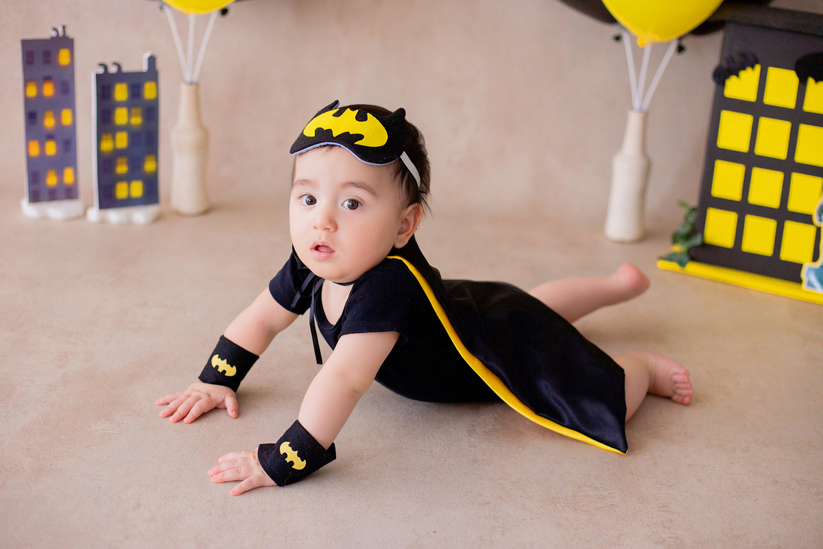 acompanhamento mensal de bebe caxias do sul figurino cenario tematico  personagem foto infantil serra gaucha fotografia familia mundo azul rosa ensaio fotografico crianca newborn baby menino menina smash the cake esmague o bolo banheira urso circoacompanh