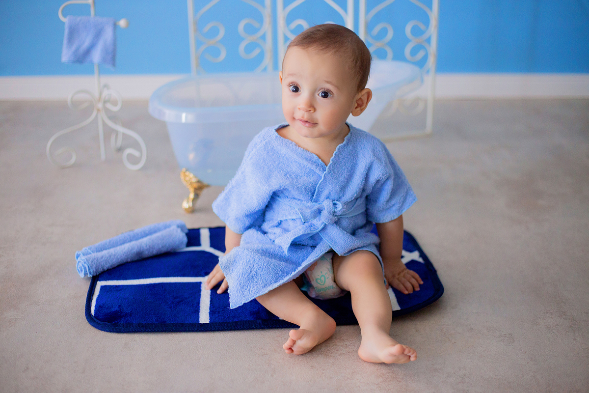 acompanhamento mensal de bebe caxias do sul figurino cenario tematico  personagem foto infantil serra gaucha fotografia familia mundo azul rosa ensaio fotografico crianca newborn baby menino menina smash the cake esmague o bolo banheira urso circoacompanh