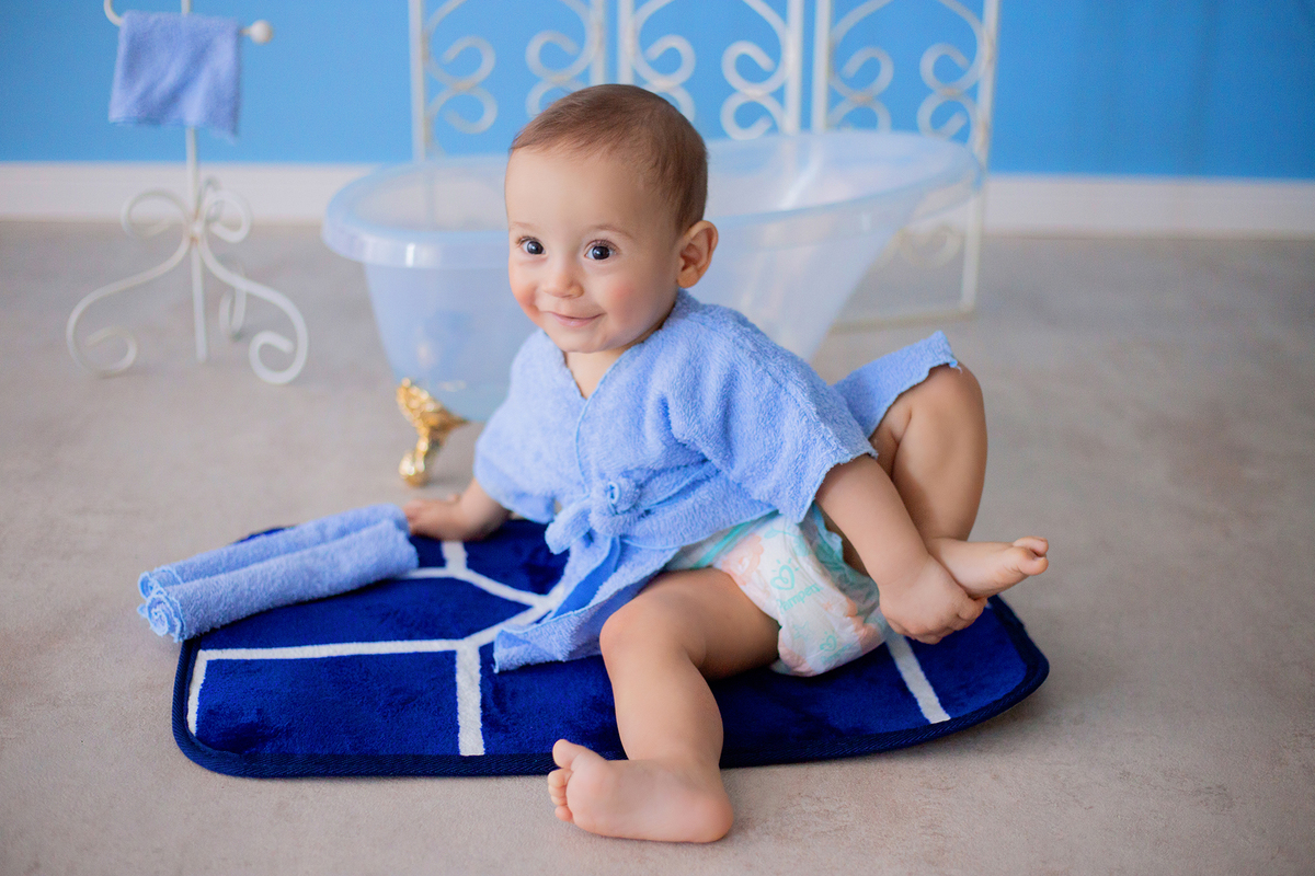 acompanhamento mensal de bebe caxias do sul figurino cenario tematico  personagem foto infantil serra gaucha fotografia familia mundo azul rosa ensaio fotografico crianca newborn baby menino menina smash the cake esmague o bolo banheira urso circoacompanh