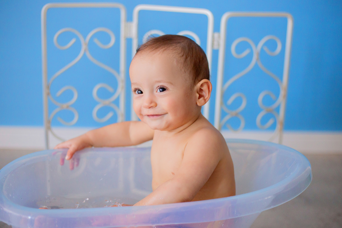 acompanhamento mensal de bebe caxias do sul figurino cenario tematico  personagem foto infantil serra gaucha fotografia familia mundo azul rosa ensaio fotografico crianca newborn baby menino menina smash the cake esmague o bolo banheira urso circoacompanh