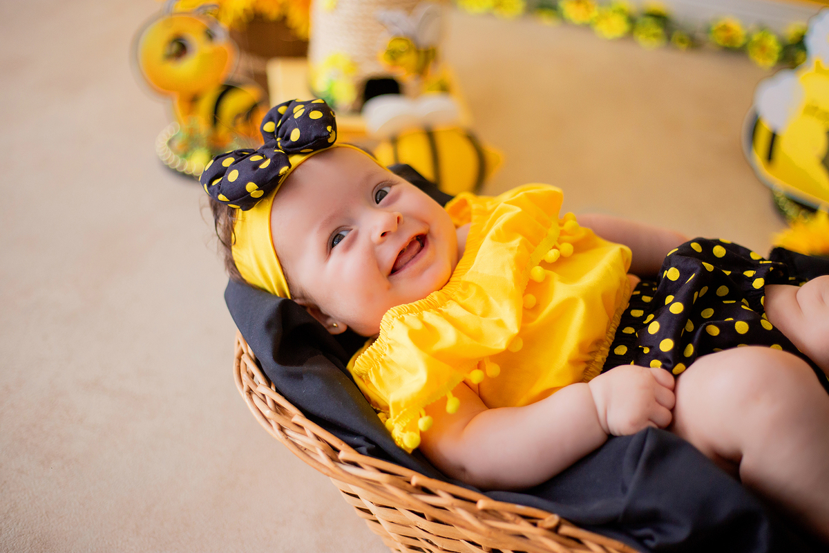 acompanhamento mensal de bebe caxias do sul figurino cenario tematico  personagem foto infantil serra gaucha fotografia familia mundo azul rosa ensaio fotografico crianca newborn baby menino menina smash the cake esmague o bolo banheira urso circoacompanh