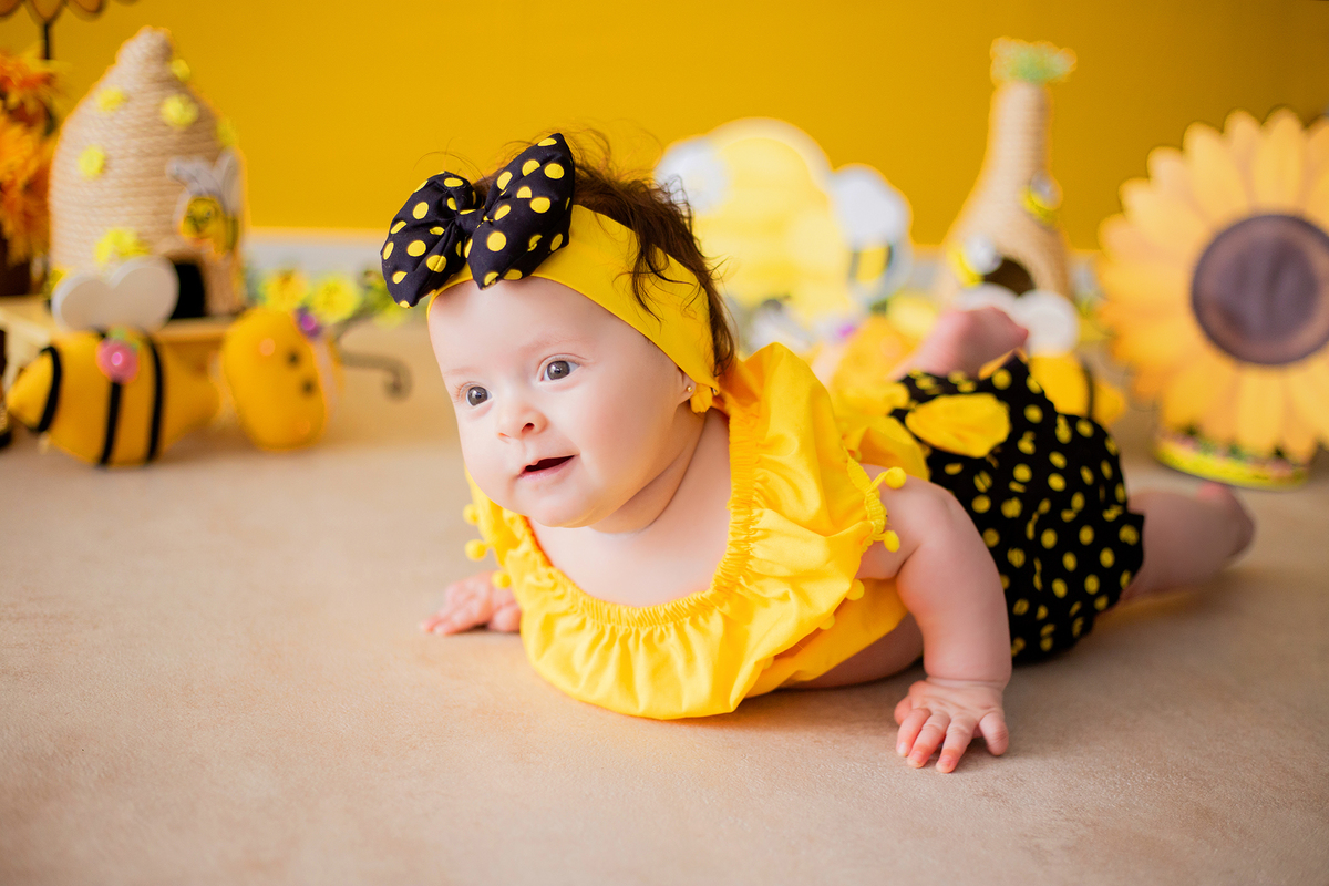 acompanhamento mensal de bebe caxias do sul figurino cenario tematico  personagem foto infantil serra gaucha fotografia familia mundo azul rosa ensaio fotografico crianca newborn baby menino menina smash the cake esmague o bolo banheira urso circoacompanh